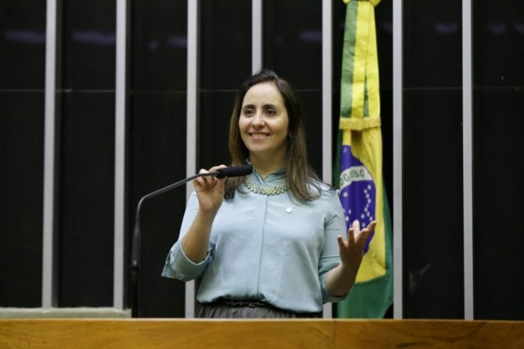 adriana ventura, politica honesta, melhor deputada federal do brasil