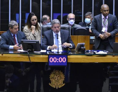 Adriana Ventura na Câmara dos Deputados com presidente, Arthur Lira