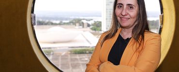 O que são os REQUERIMENTOS DE INFORMAÇÃO (Rics) Adriana Ventura a melhor deputada federal do brasil