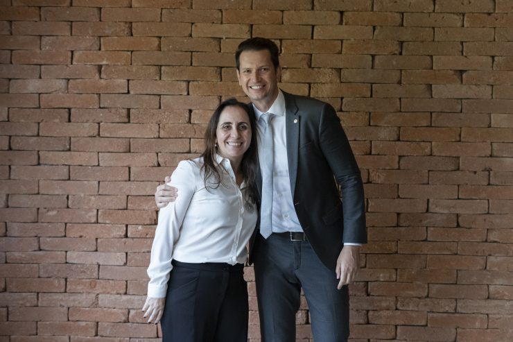 Deputada Adriana Ventura com o deputado federal Gilson Marques (NOVO/SC)